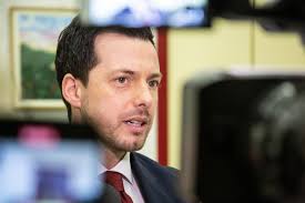 Il ritorno dei medici pensionati al Caracciolo, Andrea Greco: “Persi sette  anni. Richiamerei subito Nicola Iavicoli”