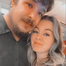 Can someone give a ride to a stranded person at Cincinnati airport to  Hillsboro?