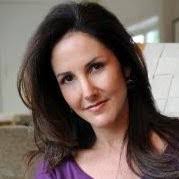 Lana Berg's Instagram, Twitter & Facebook