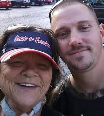 Chris Gumm (@chrisgumm18)