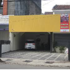 Sorenya kami main ke jalan braga. Sekolah Tinggi Teknologi Mineral Indonesia