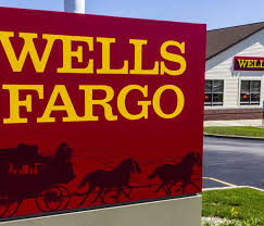 The bank has secured personal loans and lines of credit for larger loan amounts up to $250,000 with aprs as low as 5.5%. Wells Fargo No Longer Offers Student Loans What This Means For You Bankrate