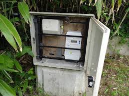 Que vous soyez équipés d'un compteur linky ou non, le cpl (courant porteur de ligne) et d'autres courants sales se superposent au courant électrique 220 volts 50 hertz. Barricadage Accad Anti Compteurs Communicants Artois 62 Douaisis 59