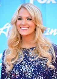 Carrie Underwood Long Blonde Curly Hairstyle For Prom Hairstyles Weekly Carrie Underwood Hair Hair Styles Long Hair Styles