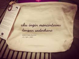 Pouch With The Sweetest Quotes From Sapardi Djoko Damono Puisi