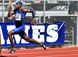 The latest win is certainly not a bad start. Aau Junior Olympics Erriyon Knighton Sets National Record In 200 Meters