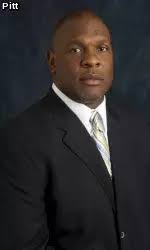 Rams name Clark linebackers coach