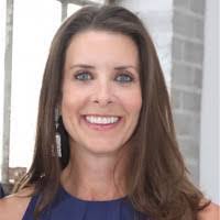 Liz Cashman's Instagram, Twitter & Facebook