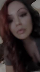 Elisa Clayton's Instagram, Twitter & Facebook