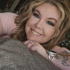 Can anyone steer me in the right direction for a travel person to help with  out first time of family of 6 to travel to Disneyland?