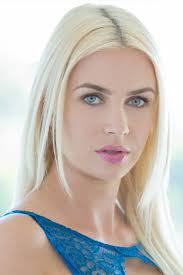 Dixie Damelio Biography, Wikipedia, Age, Family & Networth Info