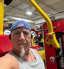 The pump before the storm …. #pump #acceptworldwide #tourlife