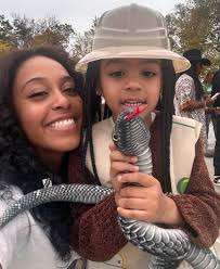 Keke Palmer & DomiNque Perry Celebrate Each Other Amid Their Ongoing Legal  Battles Against Their Children's Fathers, Darius & Sarunas Jackson