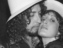 Including bob dylan's current girlfriend, past relationships and marriages, pictures together, and dating rumors, this comprehensive dating history tells you everything you need to know about bob from 1965 to 1977, bob dylan was married to his first wife sara lownds. Dylan S Girlfriends Bob Dylan Visions Of Dylan