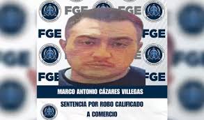 Se gradúan afectados por preparatorias "patito"