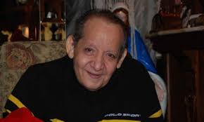 ومن الذين شاركوا بالغناء ثلاثي أضواء المسرح، سمير غانم، والضيف أحمد، وجورج سيدهم. Ø±Ø­ÙŠÙ„ Ø¬ÙˆØ±Ø¬ Ø³ÙŠØ¯Ù‡Ù… Ø«Ø§Ù†ÙŠ Ø£Ø¶Ù„Ø§Ø¹ Ø«Ù„Ø§Ø«ÙŠ Ø£Ø¶ÙˆØ§Ø¡ Ø§Ù„Ù…Ø³Ø±Ø­ Ø§Ù„Ù‚Ø¯Ø³ Ø§Ù„Ø¹Ø±Ø¨ÙŠ