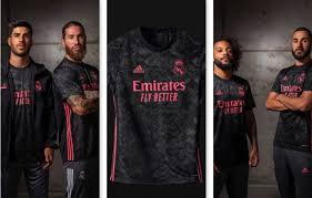 Kits created for the pes (pro evolution soccer) video game series. Real Madrid Unveil Third Kit With Touch Of Pink P M News
