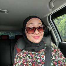 Hello Hi, I am Ainul! I'm a foodie lover and content creator. My skills  include shooting videos and doing reviews. Btw, You can take a look at my  profile and let me