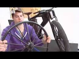 Vom rahmen bis zu den felgen. Blacktrail Das Teuerste Elektrofahrrad Der Welt Euromaxx Youtube