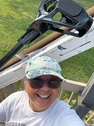 Update: We've only got 3 left! Get a Stinger for the price of a Launch. We  found 9 Orange Stingers with a very slightly blemished flame grip. Normally  $175, now $129.60 for