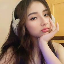 Mae Chun (chunmae71)