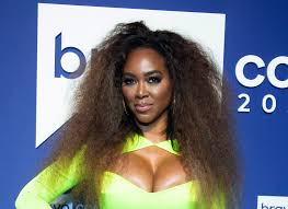 📺 Kenya Moore Accuses Brittany Eady Of Sending Yo Gotti Nudes In Audio  From Salon Event