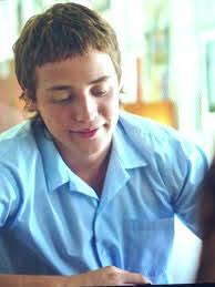 Lee Haley's Instagram, Twitter & Facebook