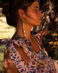 This Native American Heritage Month, we continue to uplift our relatives  and celebrate the creativity within our communities. A special shoutout to  @naji_haska for her beautiful design using our floral fabric 🌸
