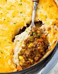 The combination of ground lamb and ground beef is earthy. Easy Shepherd S Pie The Cozy Cook