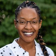 Shayla Collins's Instagram, Twitter & Facebook