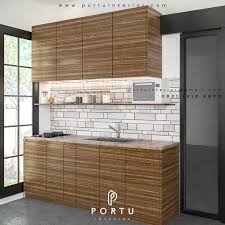 Pengerjaan kitchenset hpl di rumah ibu gunawan araya malang, pengerjaan kitchen set warna natural dengan kombinasi warna orange menciptakan kesan kitchen set yang luas dan segar ditambah dengan penggunaan top table granit. Kitchen Set Minimalis Hpl Warna Coklat Taman Permata Bintaro 9 Portu Interior