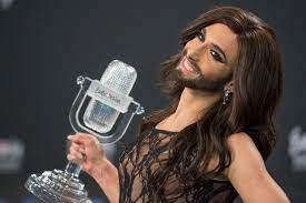 Who is favourite to win the eurovision song contest? Datei Esc2014 Winner S Press Conference 11 Crop Jpg Wikipedia