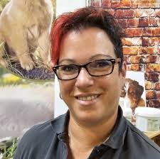 Melanie Lach's Instagram, Twitter & Facebook