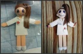 El broche de goma eva se ve muy natural. Complements Goma Eva On Twitter Algunos Broches De Profesiones Enfermera Y Esteticista Http T Co 1sy6i6o94y