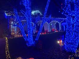 Casa di babbo natale a melegnano: La Casa Di Babbo Natale A Melegnano Lombardia Con Viaggiapiccoli