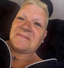 Alison Brockman's Instagram, Twitter & Facebook