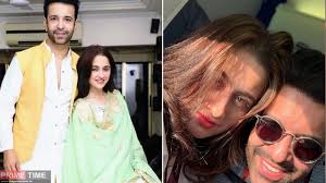 Sanjeeda Sheikh And Aamir Ali Separated Sanjeeda Sheikh Left Home With Excuse Later Said Nothing Happened Between Us The Primetime She is an actress, known for ek hasina thi (2014), kayamath (2007) and baghban (2003). sanjeeda sheikh and aamir ali separated