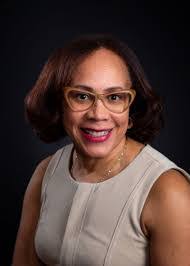 Karla Maynard's Instagram, Twitter & Facebook