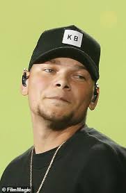 Kane Brown mourns longtime drummer Kenny Dixon following his tragic death  in car accident