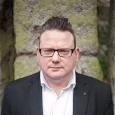 As we approach the festive season, I always find it a helpful moment to  reflect. I can't quite believe it's been 15 years since I started  freelancing as a coach and facilitator,