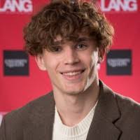 50+ perfiles de «Stec»