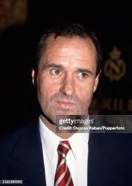 Duncan Graham's Instagram, Twitter & Facebook