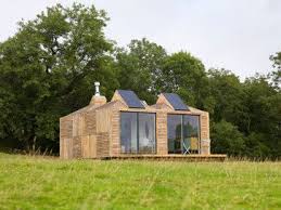 Brockloch Bothy Une Maison Ecossaise En Eco Construction Design Petite Maison Maison Maison Bois