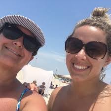 Kathy Easterling's Instagram, Twitter & Facebook