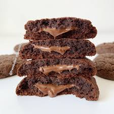 Framboise Et Vanille A Partage Une Photo Sur Instagram Pour Le Gouter C Est Cookies Super Moelleux Cœur Nutella Je Pre In 2020 Food Desserts Brownie