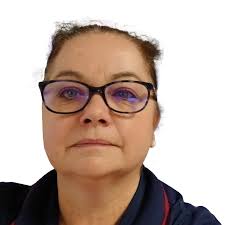 SHARED SPECIALIST NURSING ROLES: FINDING YOUR FEET, LEARNING TO JUGGLE