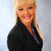 Kristin Spradlin's Instagram, Twitter & Facebook