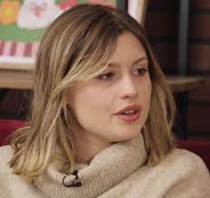 Ebony pistonnée par son père dans Star...