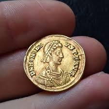 Honorius Solidus Ravenna Numismatique Numismate Monnaie Monnaies Solidus Or Honorius Monnaieromaine Monnaie Romaine Antiquite Romaine Numismatique