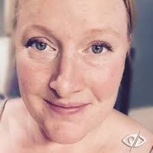 Heather Knott's Instagram, Twitter & Facebook